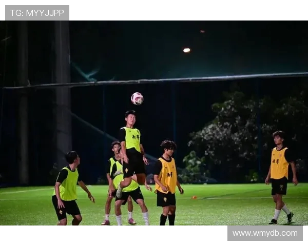 严鼎皓坦言赛前已预料比赛艰难足球之路充满挑战永不可能一帆风顺