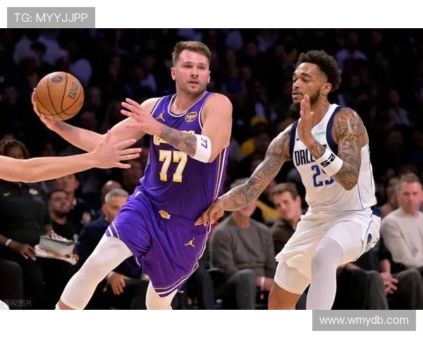 原创NBA:湖人队129-119独行侠!东契奇35分!里夫斯38分!詹姆斯13分 原创NBA:湖人队129-119独行侠!东契奇35分!里夫斯38分!詹姆斯13分