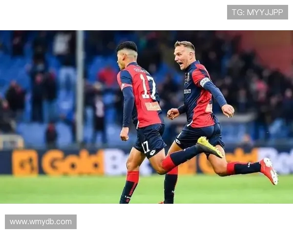 亚特兰大4-0十人热那亚晋级意杯8强，吉姆西蒂、德容恩破门